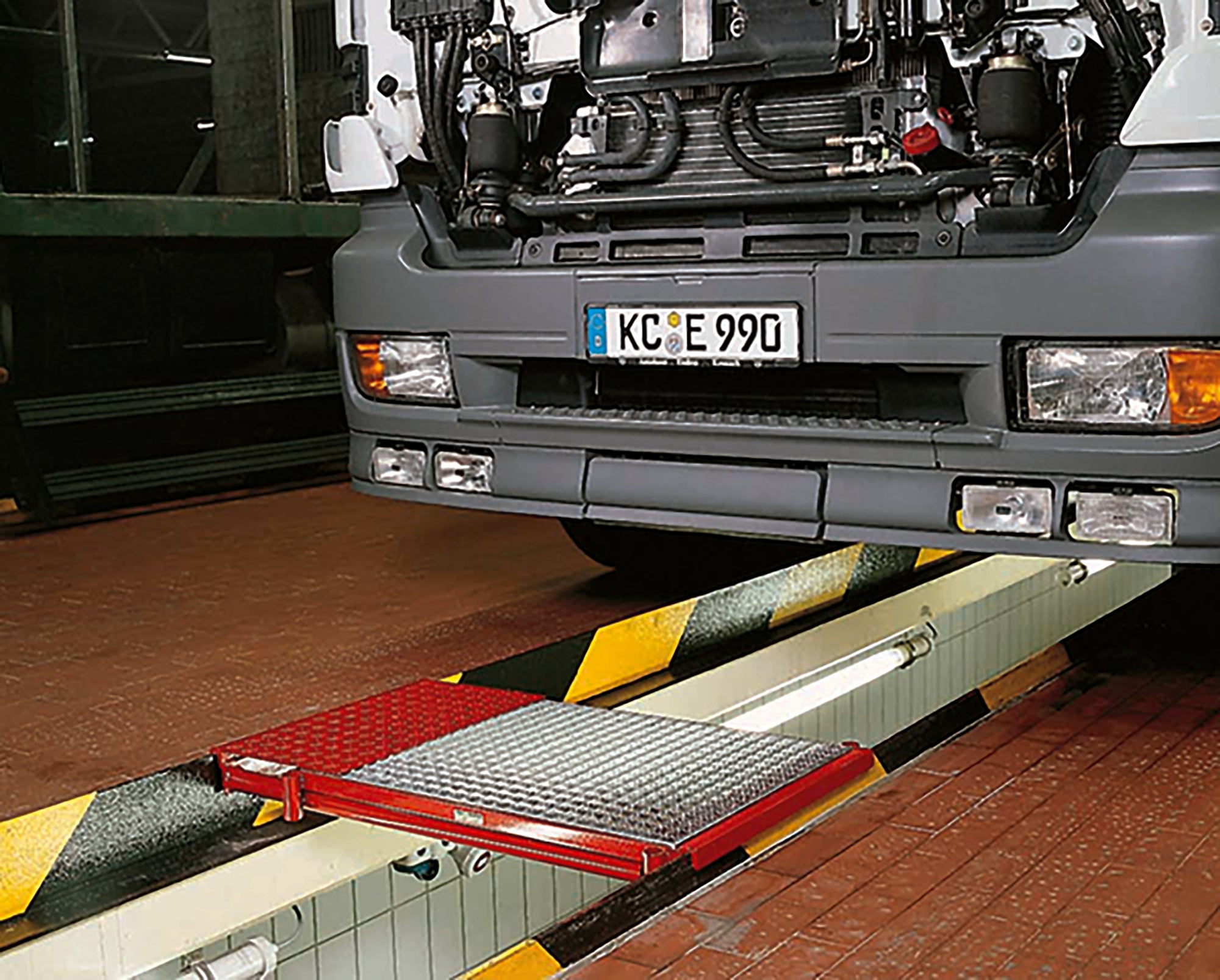 Pit Railing 51060000 - Pit Bridge- Rail Type – Sykes Pickavant